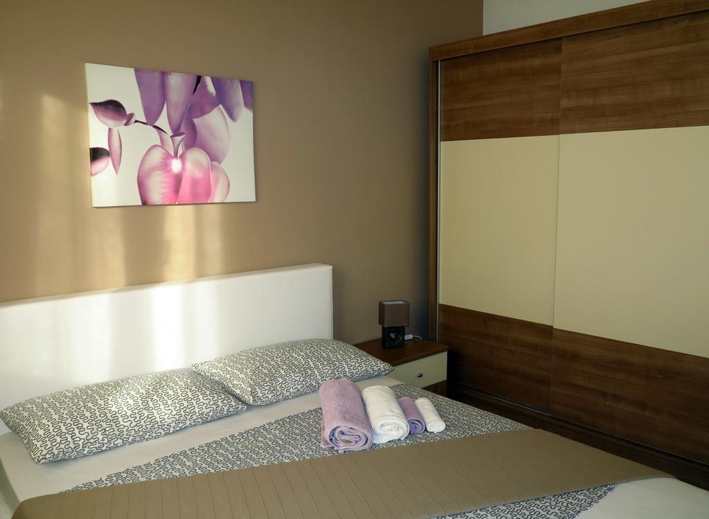 Apartments Rotiroti Zadar Room photo
